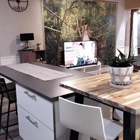 Апартаменты Au Bord De La Moselle