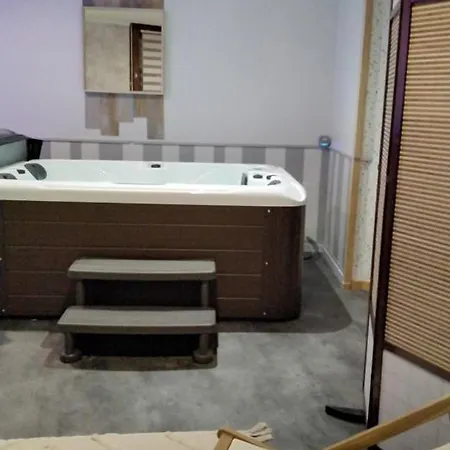 Au Bord De La Moselle Апартаменты Ramonchamp