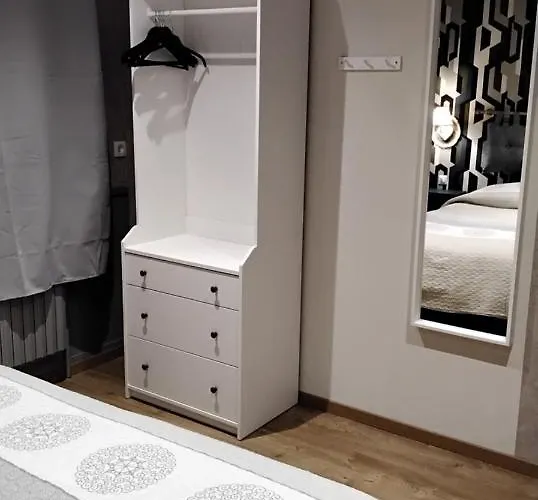 Au Bord De La Moselle *